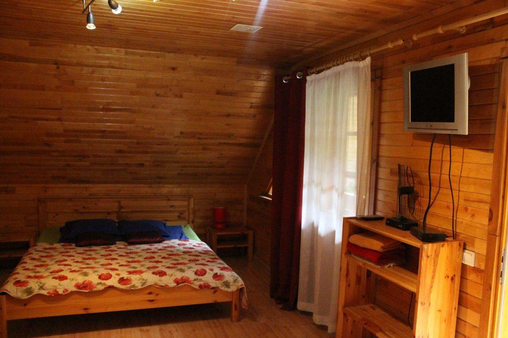Viesu Nams Barzi Hotell Tinuzi Eksteriør bilde