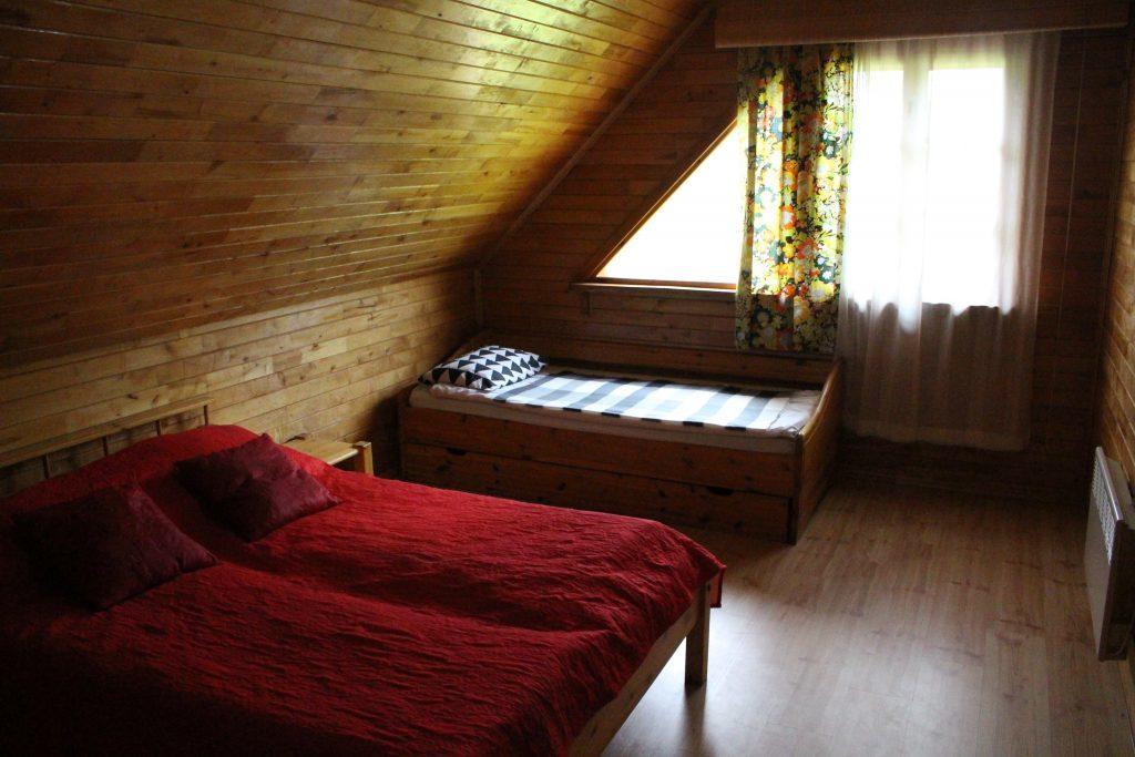 Viesu Nams Barzi Hotell Tinuzi Eksteriør bilde